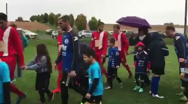 Entrée des joueurs et de nos jeunes : St Père - Cosne