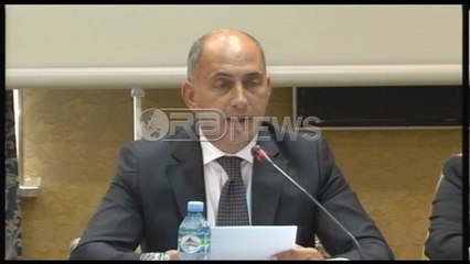 Ora News - Minimumi jetik në Shqipëri 16 mijë lekë në muaj për frymë