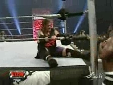 Elijah Burke Vs Balls Mahoney