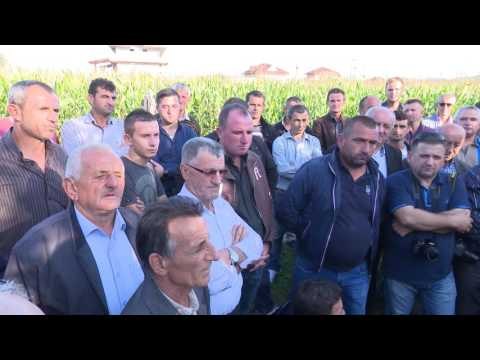 Report TV - Basha me fermerët: Bujqësia dështimi më i madh i Edi Ramës