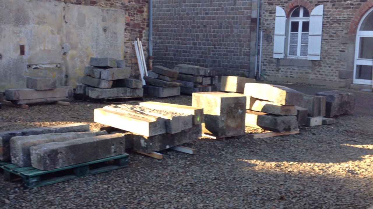 Vente aux enchères des biens de la ville