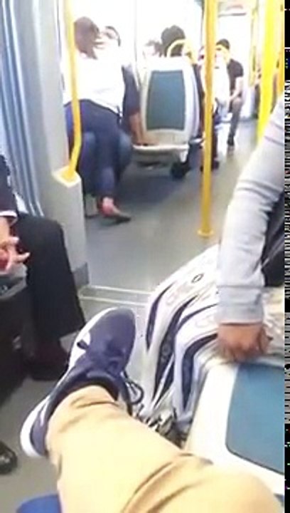 casalem flagrante no metro do porto