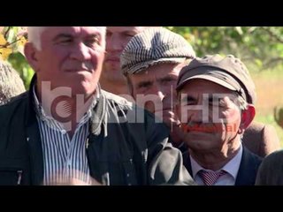 Fermeri: S’kemi drita... Rama: Ça me di mua ti, magjistar?