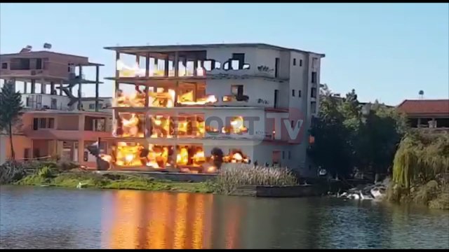 Report TV - IKMT shemb me eksploziv një ndërtesë 3-katëshe në Belsh
