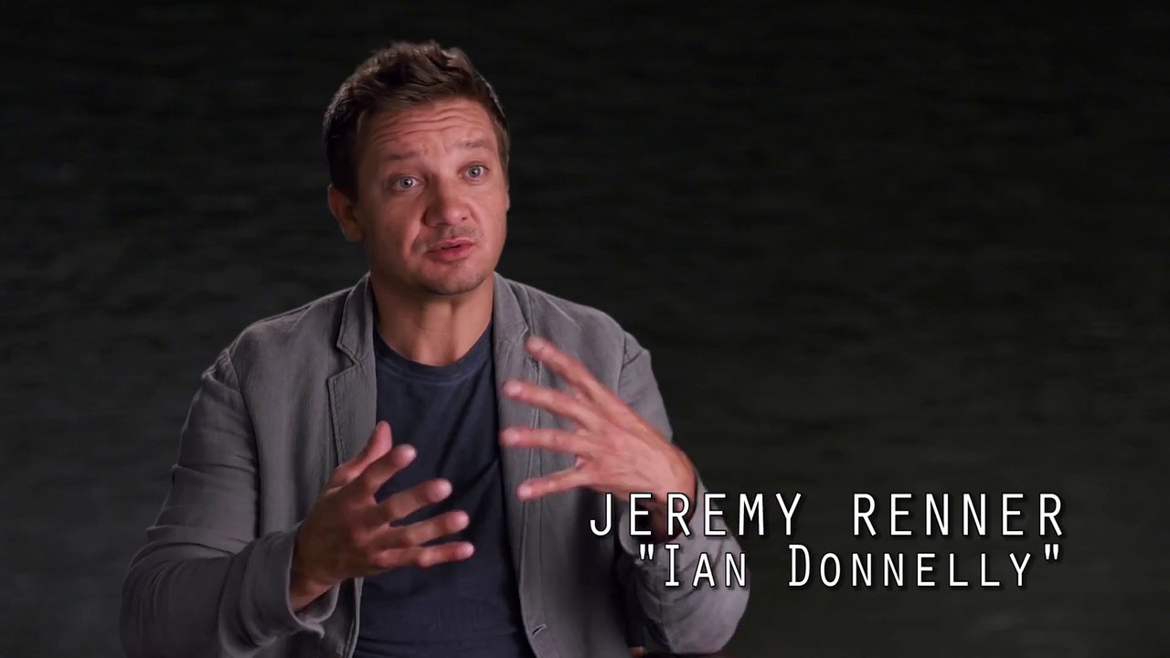 Arrival - Jeremy Renner as Ian