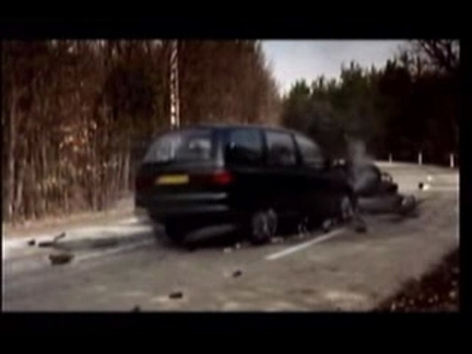 Publicité sécurité lever le pied svp