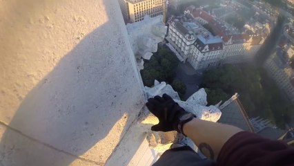 Télécharger la video: Il escalade la cathédrale de Vienne à mains nues sans sécurité !