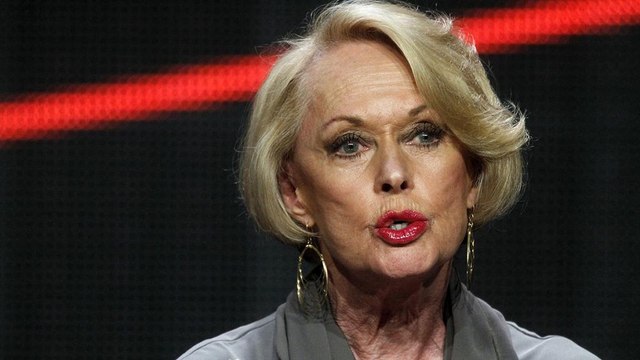 Tippi Hedren raconte dans un livre avoir été agressée sexuellement par Alfred Hitchcock