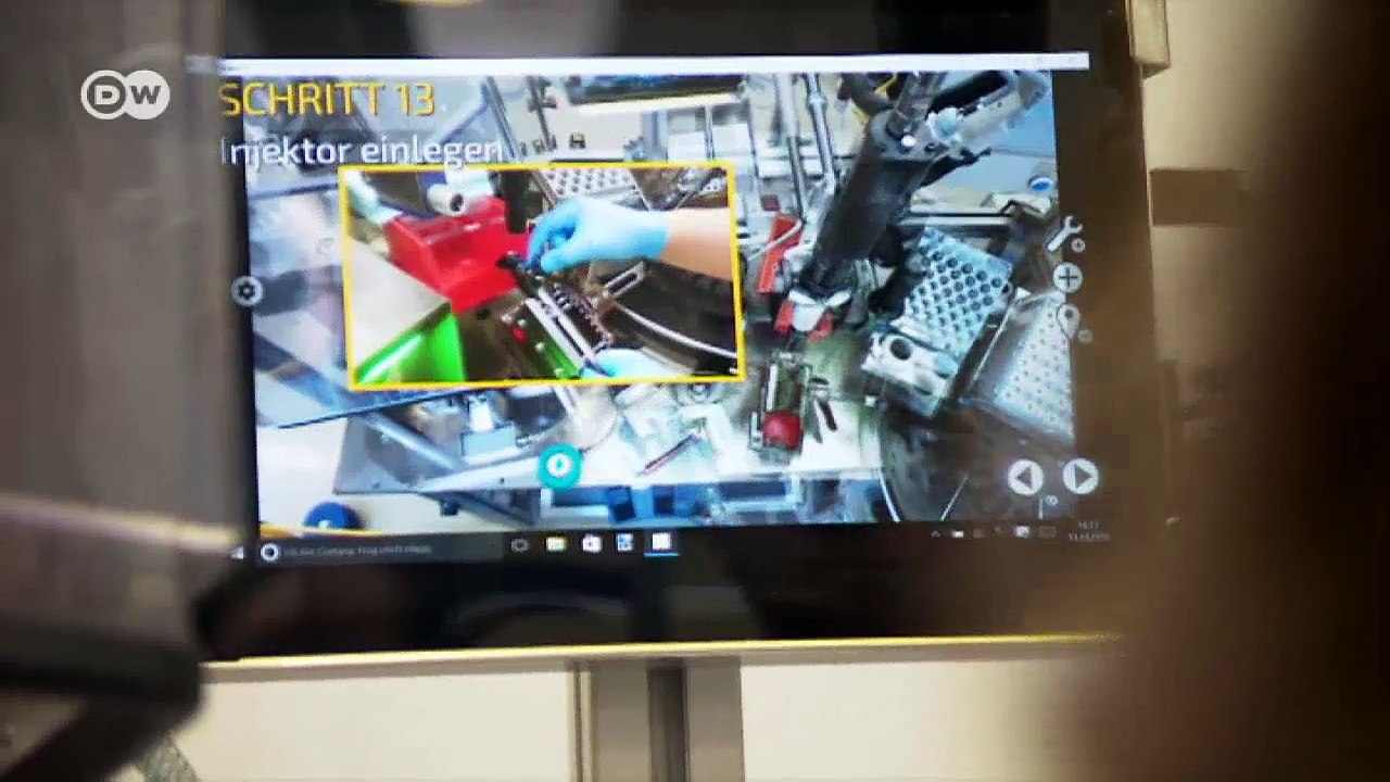 Engineering the future: programming robots | Bu...