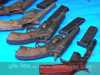 রাজধানী থেকে ১০টি অস্ত্রসহ ভারতীয় আটক