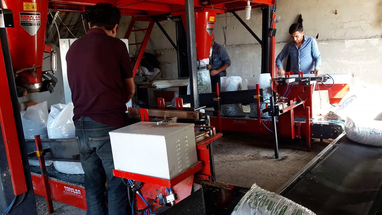 Vakumlu silaj ve küspe paketleme makinesi