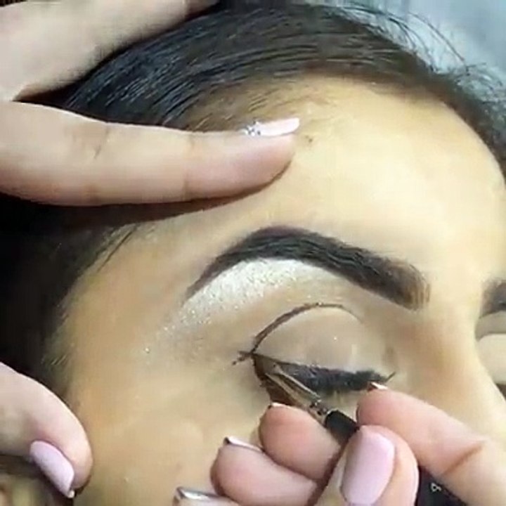 easy makeup technique
