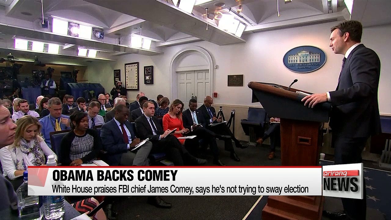 White House praises FBI chief James Comey, says he's not trying to sway election