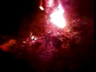 nils qui crache du feu