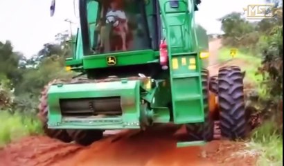 Aksi Super Nekat Sopir Mobil dan Truk Besar Melewati Banjir Dan Jembatan Yang Me