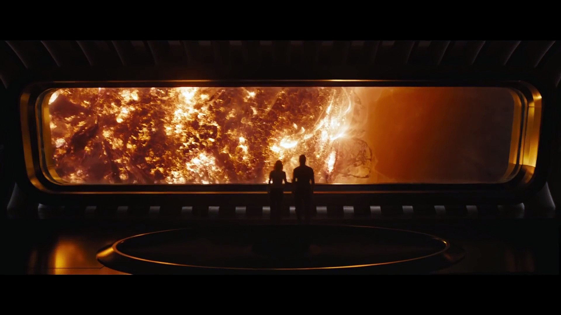 Можно было подумать что пассажиры. Джим престон пассажиры. Авалон пассажиры 2016. Самолет с пассажиром. Авалон пассажиры 2016.