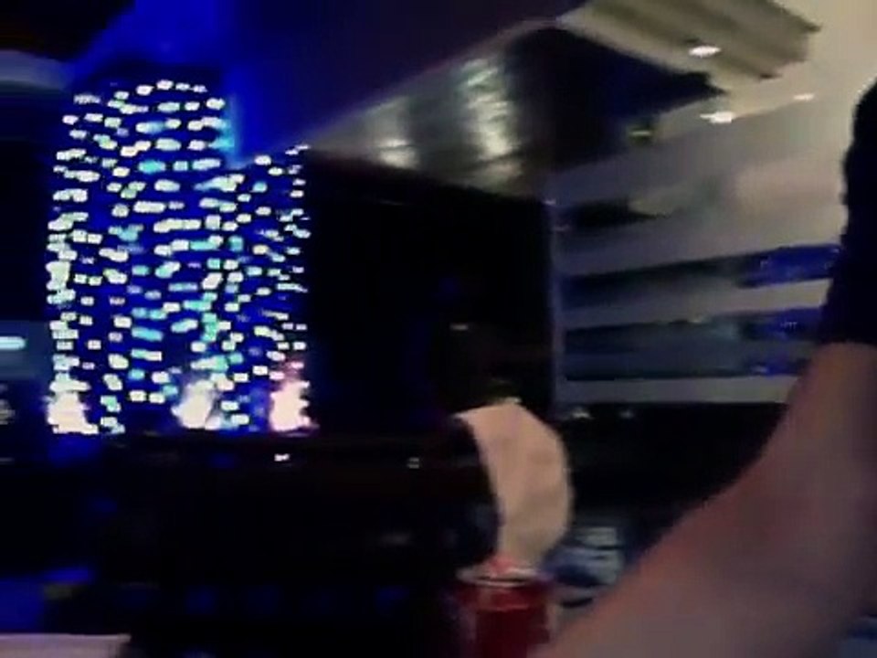 Meera Kissing on hotel live  New Scandal
