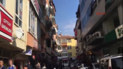 Binadaki Sarsıntı Paniğe Neden Oldu