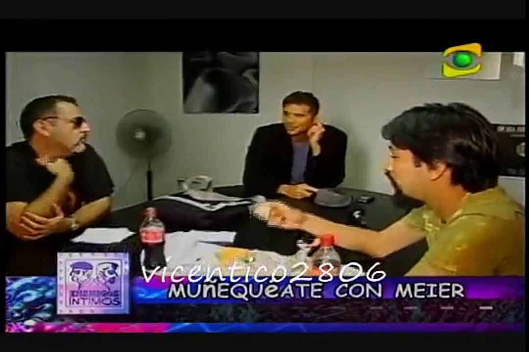 Christian Meier cumple su reto disfrazarce 'Barney' _parte1