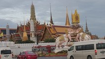 Tailandia detuvo a 10 personas por lesa majestad desde la muerte de Bhumibol