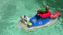 COLOR CHANGERS CARS Party With Toy Story Partysaurus Rex Boat Color Splash Buddies Under Water