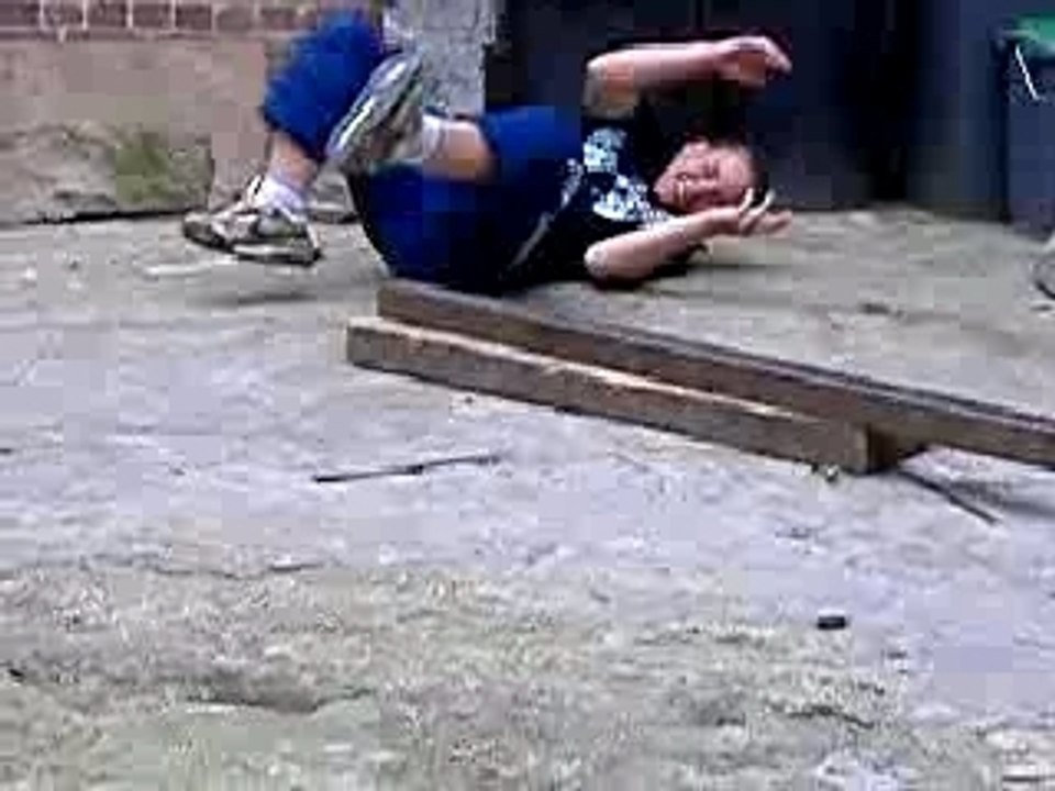 Boardslide (3 et 4eme Essai)
