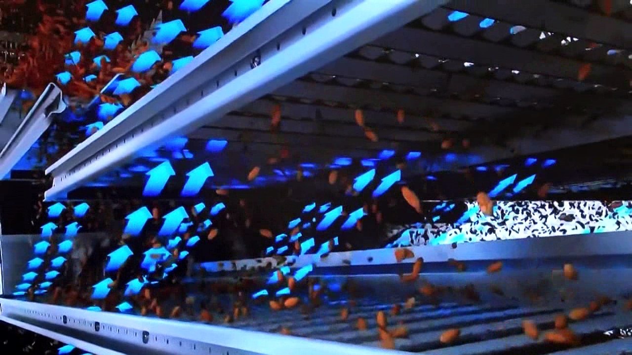 Фрагменты презентации новинок на АгроСалон-2016