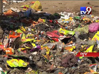 Cleaners strike turned Bhuj into stink city - Tv9 Gujarati