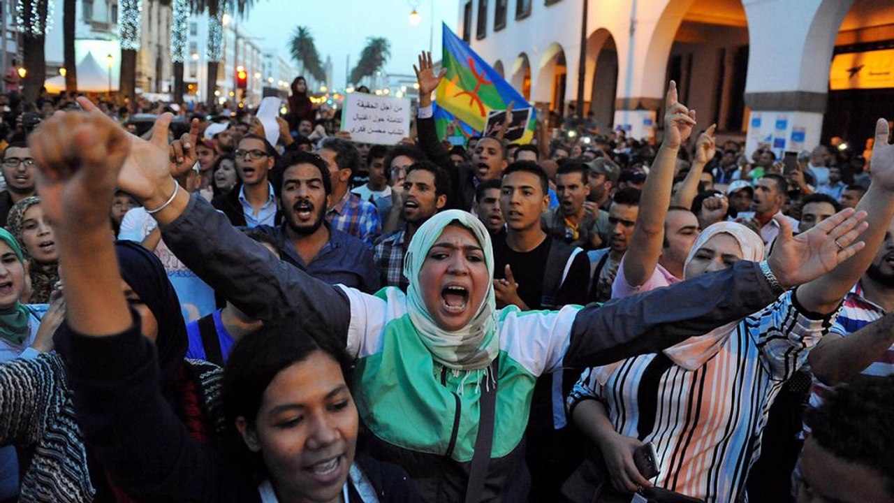 تجدد الاحتجاجات في المغرب اثر مقتل بائع سمك
