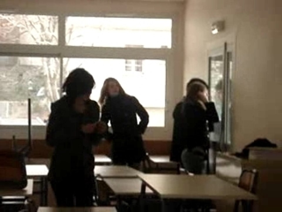 MOV01037