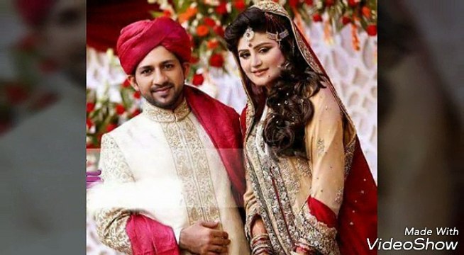 Pakistani crickters with their wifes