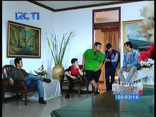 Scene Boy n Mondy AJ686687