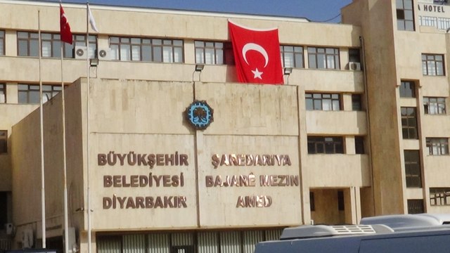 Diyarbakır Büyükşehir Belediyesine kayyum atandı