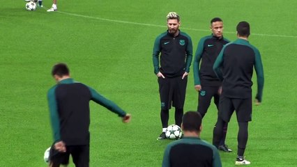 Neymar gets angry on Suarez in Barcelona training ahead City game