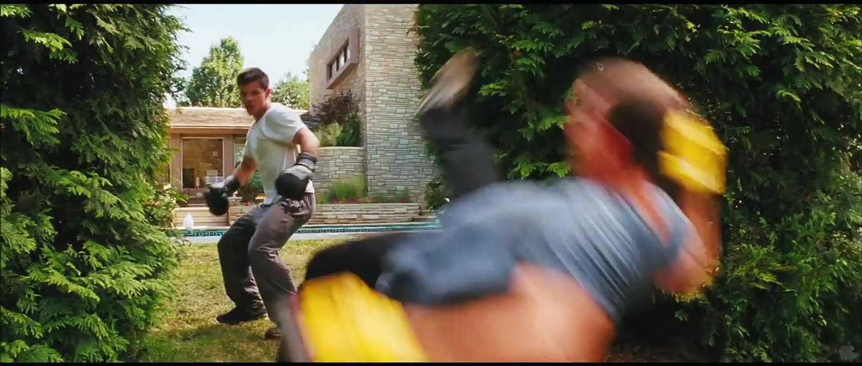 Abduction - Movie Trailer (2011) HD (2) (2)