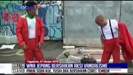 WNA Jepang Bersihkan Aksi Vandalisme di Yogyakarta