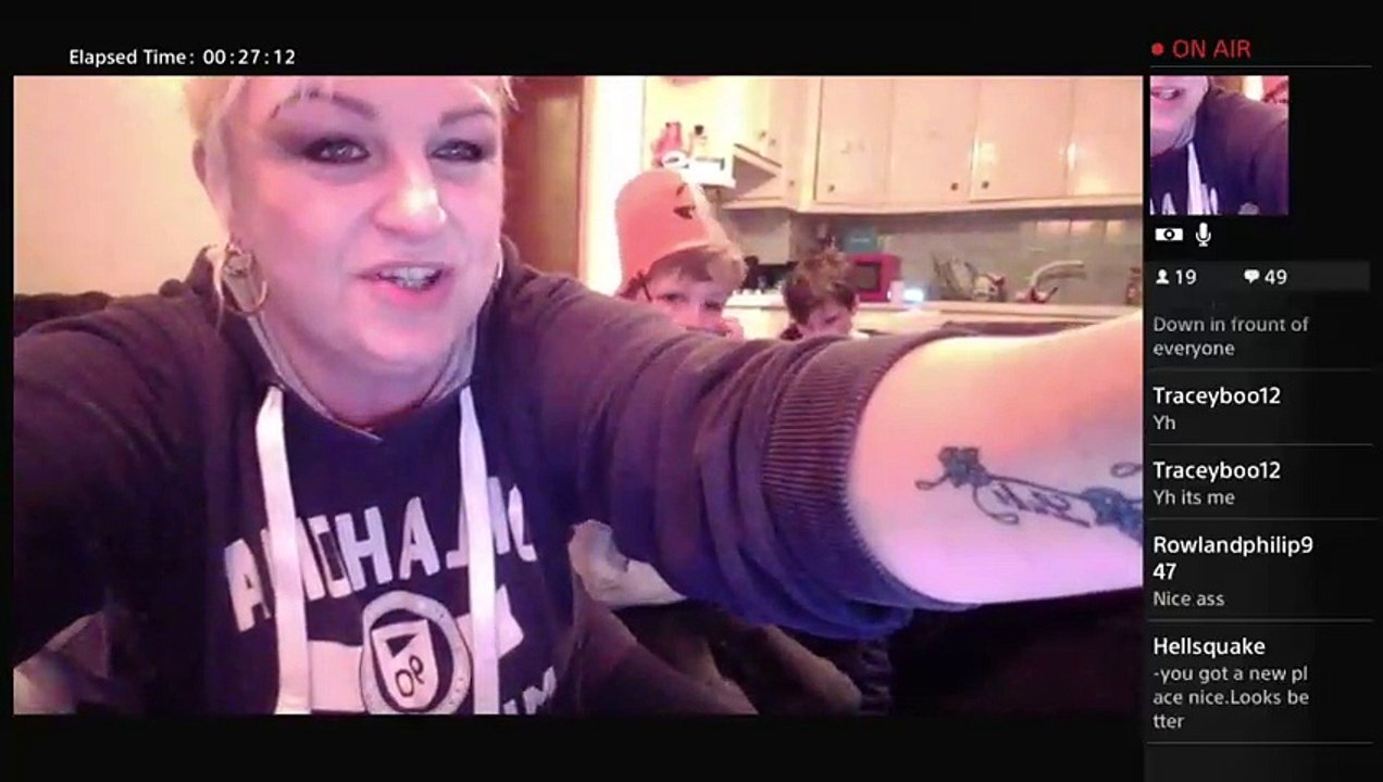 Chrissyb chat and game (2)