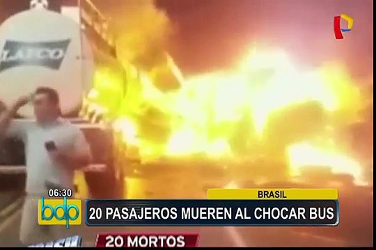 Brasil: 20 pasajeros mueren al chocar bus