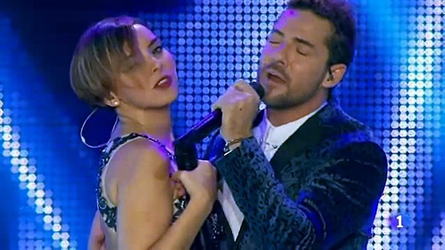 David Bisbal y Chenoa -Escondidos- (OT El Reencuentro)