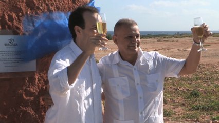 Empresa de cigarros Brascuba coloca la primera piedra de su fábrica en ZEDM