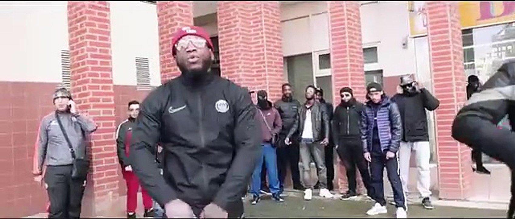 Haks ft Negroïd - Papier (Clip Officiel)