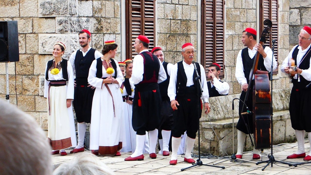 v18- Chants folkloriques