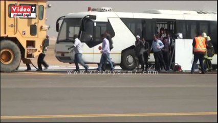 بالفيديو..محافظ أسيوط يشهد سيناريو طوارئ لتحطم طائرة بالمطار الدولى