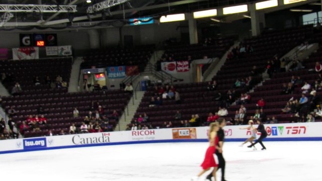 Piper Gilles / Paul Poirier 2016 Skate Canada Practice 2016-10-29 - FD