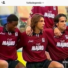 Back in Time: Zidane dribbles 3players with 1 skill and scores golazo against Milan