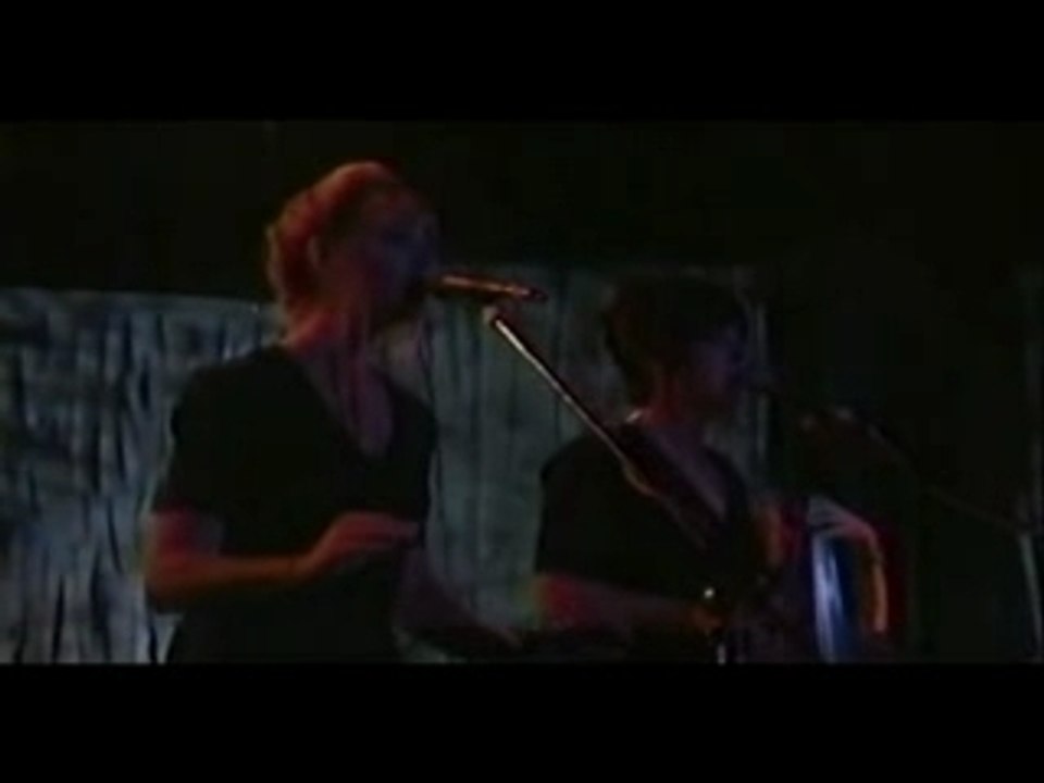 Annie Lennox Eurythmics - Here Comes the Rain 1984 [Live]