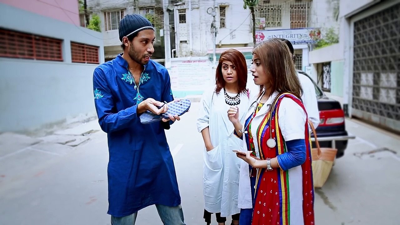 comedy movies Dr.Lony .ছেলেটার কি পা ভাঙ্গা pa bhanga  khora  Bangla funny video by Dr.Lony-dXmCdbPnWSs