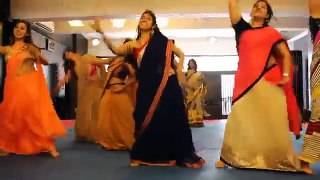 Ambarsariya Dance Performance !! Best Wedding Dance 2014 !! Hot Indian Girls