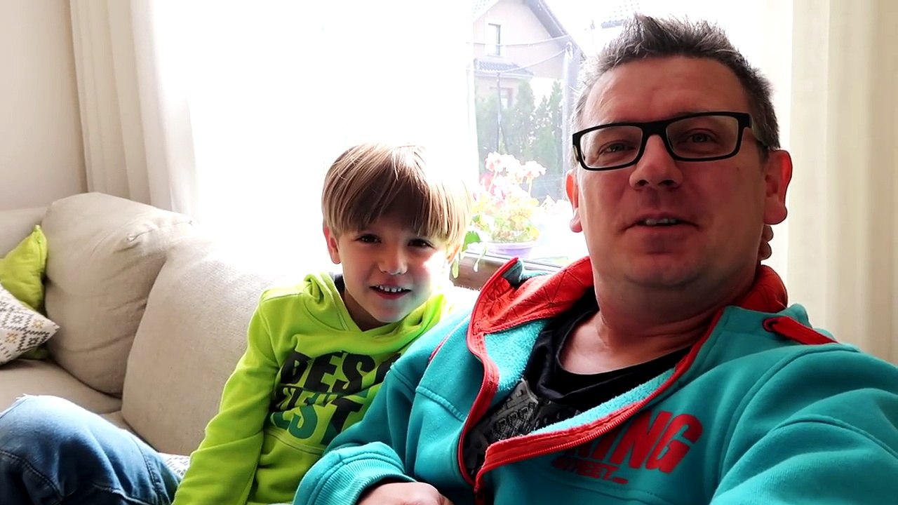 Is The 1st Ever Smart Ball a TOY  Game App-V1qnSSy41Os