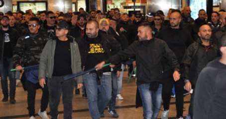 Napoli Taraftarı ile Beşiktaşlılar Arasında Kavga Çıktı